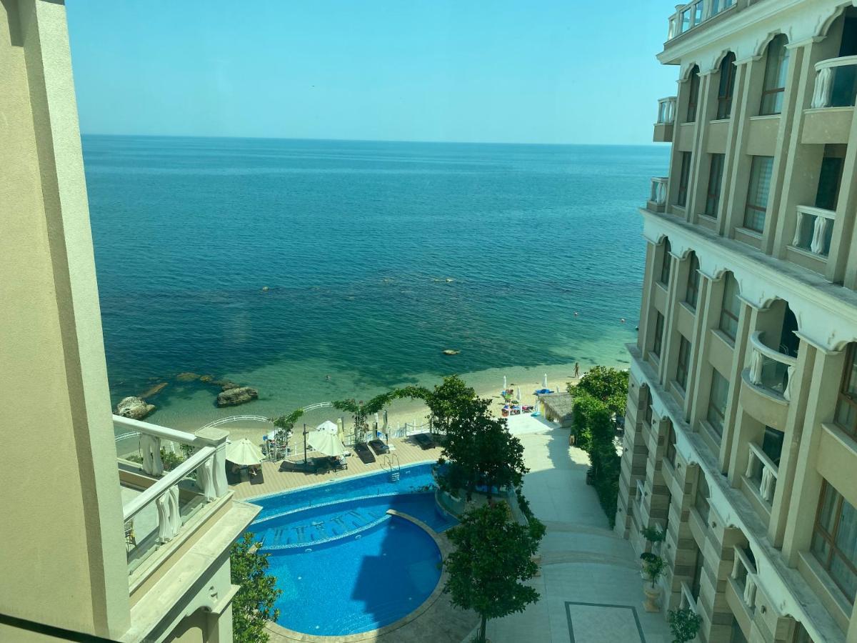 Luxurious And Panoramic Apartments At The Beach In La Mer Complex Golden Sands Luaran gambar