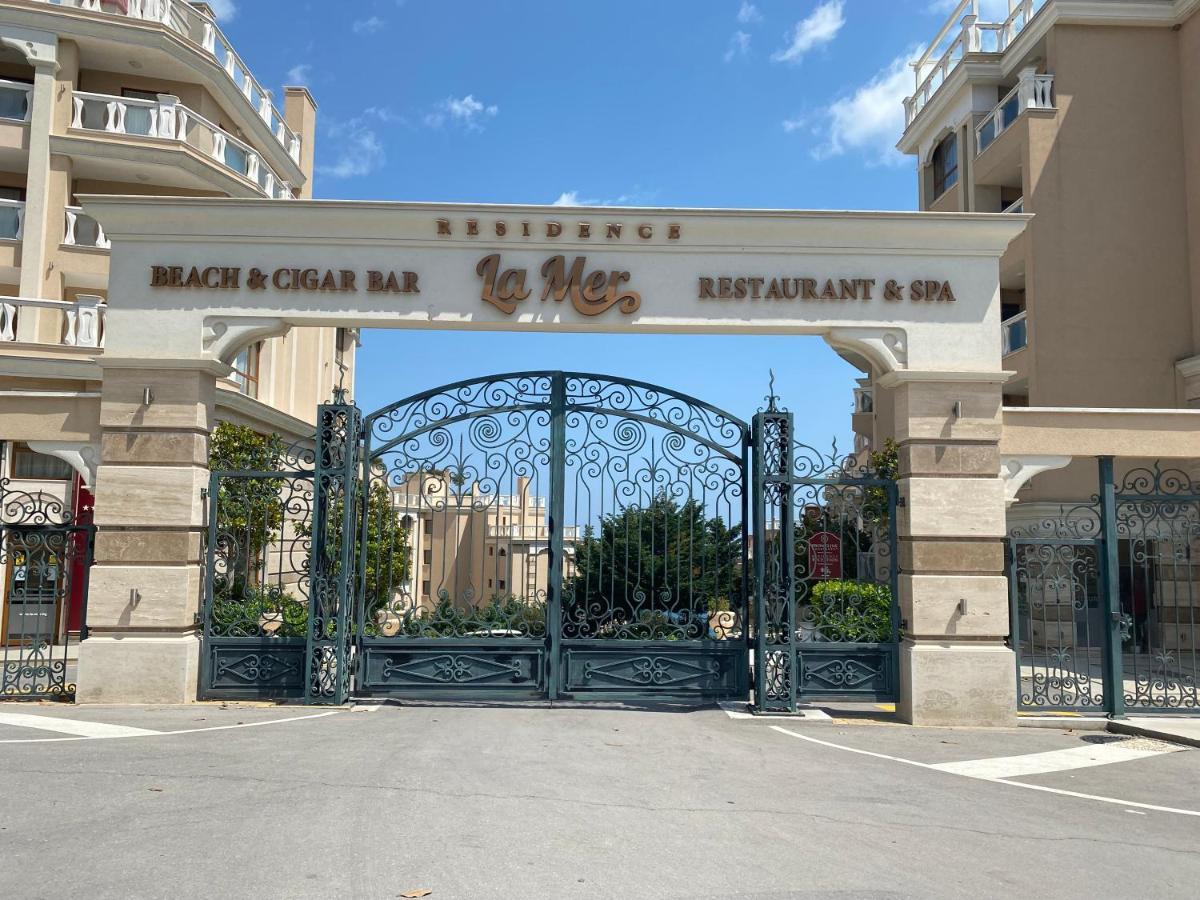 Luxurious And Panoramic Apartments At The Beach In La Mer Complex Golden Sands Luaran gambar