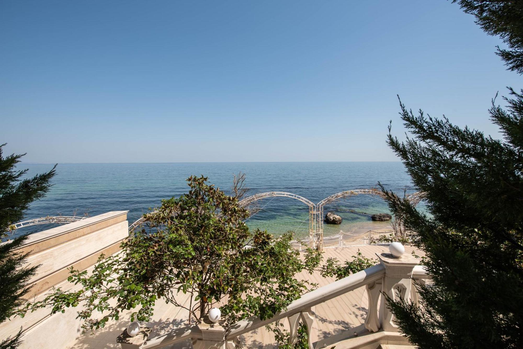 Luxurious And Panoramic Apartments At The Beach In La Mer Complex Golden Sands Luaran gambar