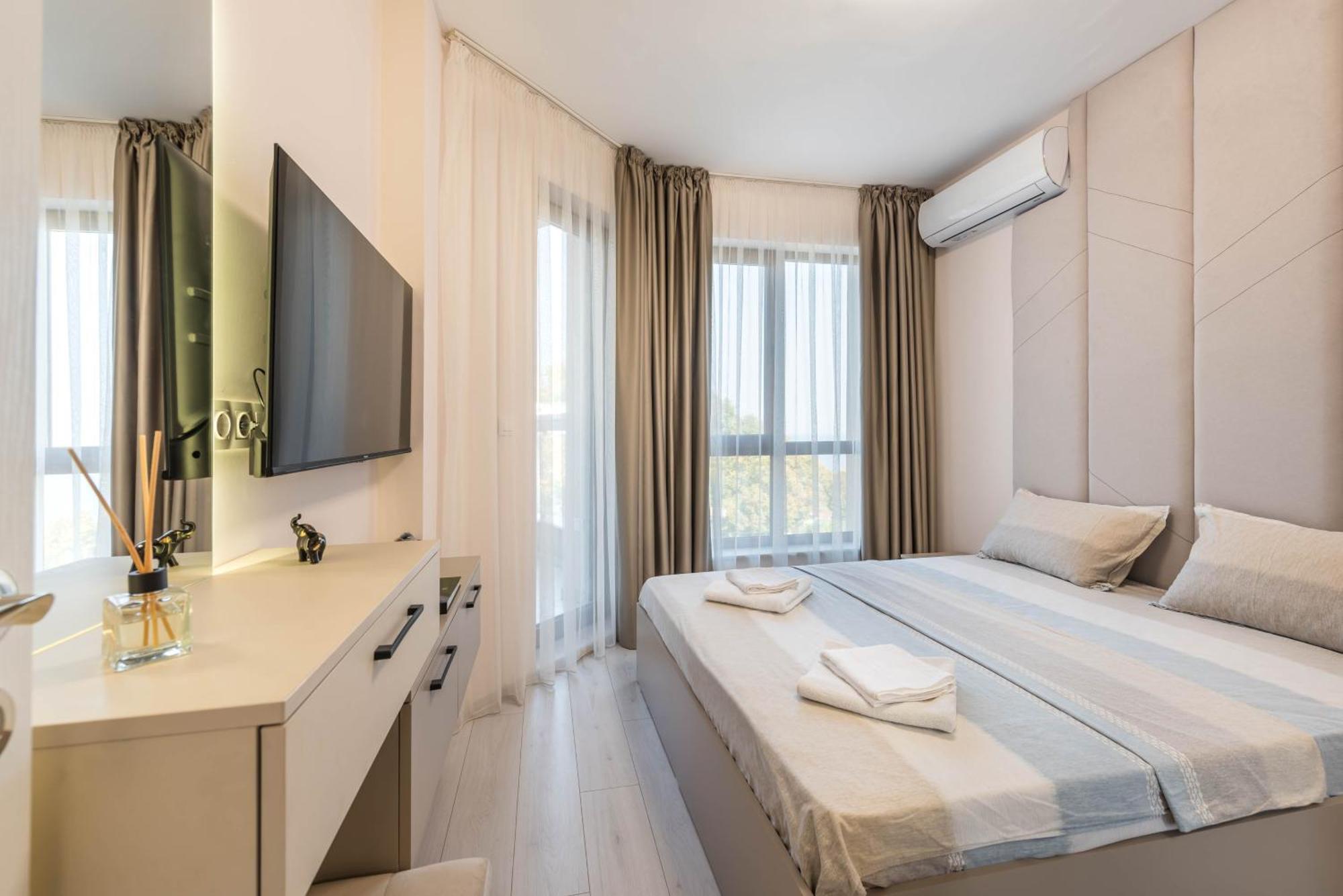 Luxurious And Panoramic Apartments At The Beach In La Mer Complex Golden Sands Luaran gambar